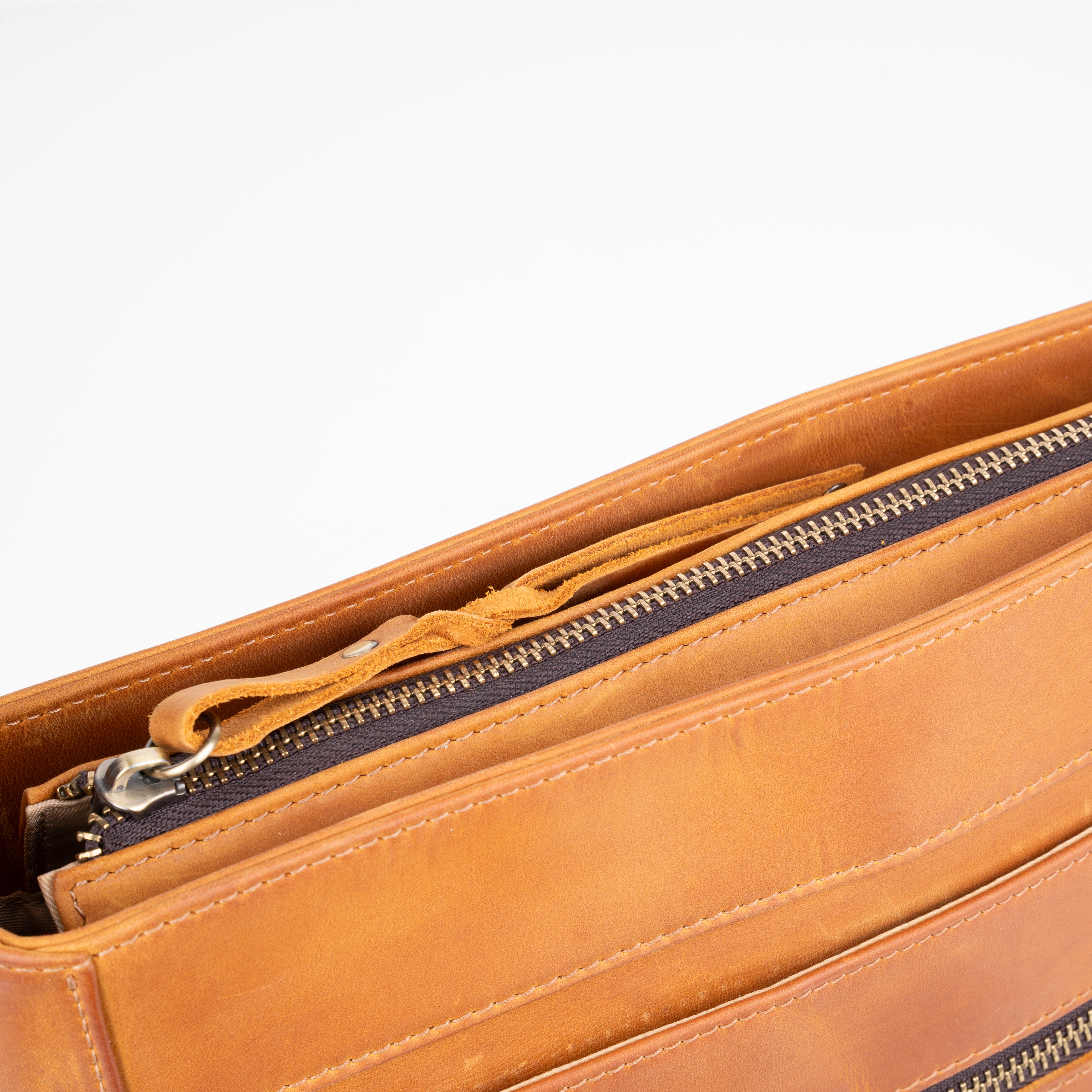 Concealed Carry Delaney Leather Crossbody