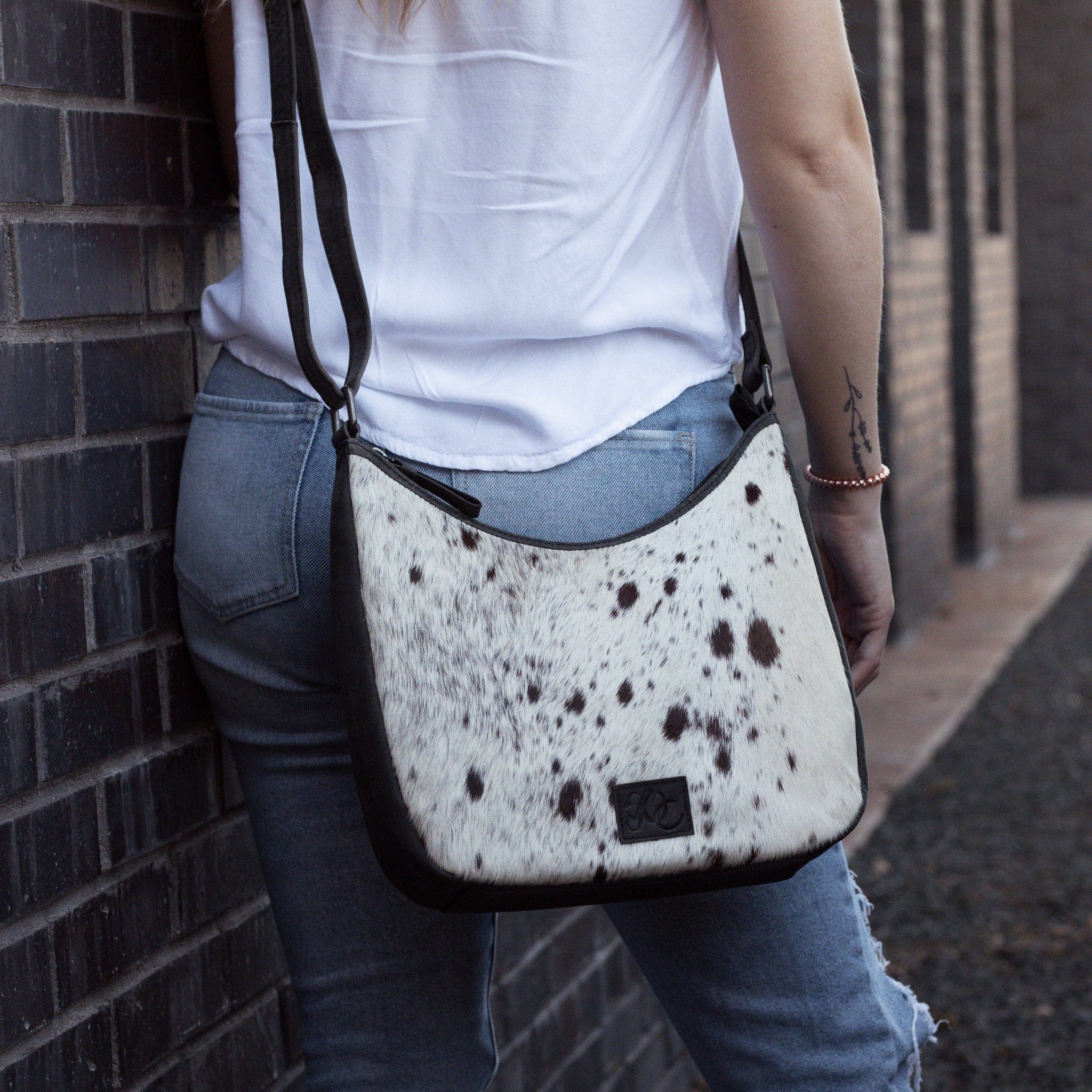Concealed Carry Hobo Crossbody by UC Leather - Unique Gun Bag - Women CCW Purse - Crossbody Holster soft leather shoulder bags for women's - crossbody bags for everyday use - most popular crossbody bag - crossbody bags for guns - crossbody handgun bag - Unique Hide Purse - Conceal Carry Western Purse - Stylish Carry Cheetah Leather Bag - Bag for Conceal Carrying Women - Gun Bag for Women